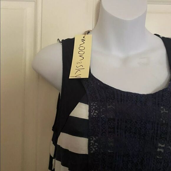 Moon & Sky blue white stripe top NWT L - Picture 4 of 5